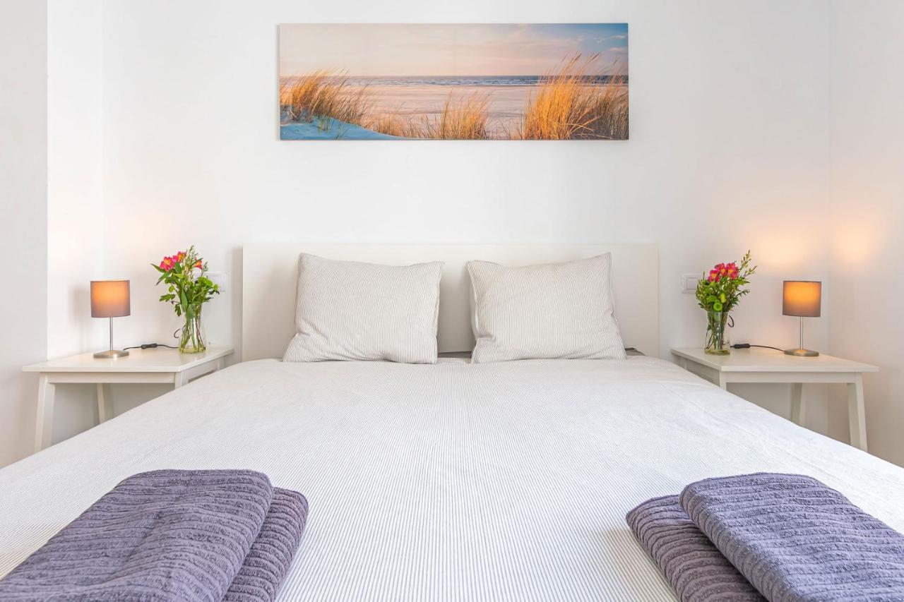 Appartement Ventura 2 - Centric & Pool - Simplytarifa Extérieur photo